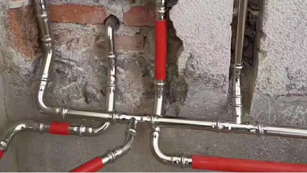 不锈钢双卡压管件和焊接管件的区别有哪些？