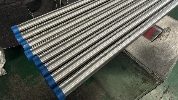 PPR塑料管VS不锈钢水管，选对材质才重要