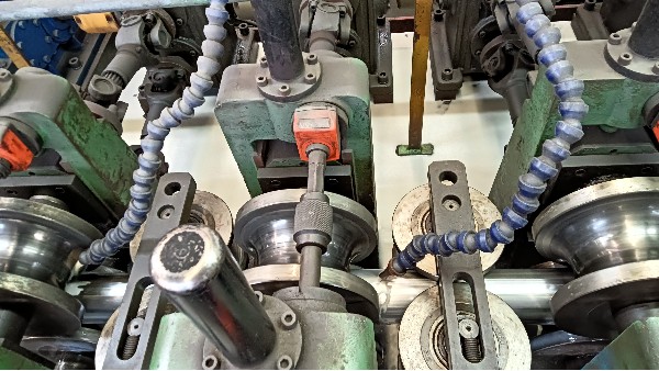 不锈钢焊管与无缝管价格差异之谜！