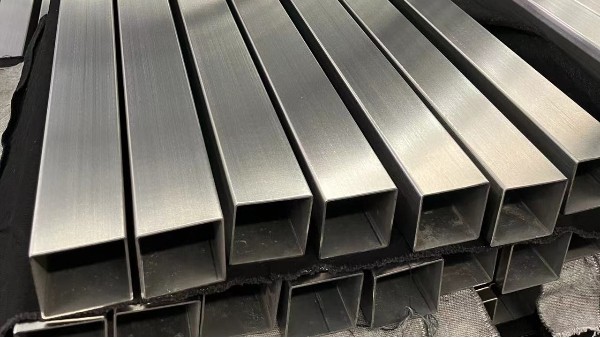 同样是304不锈钢管，为什么有的扩口会开裂？